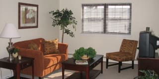 River Drive Gallery 5