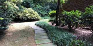 205 Berry Hill Gallery 33