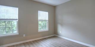 3BR, 3BA, 1-Car Garage Townhome in Howard Square Gallery 17