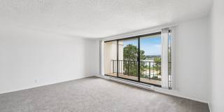 Lakewood Apartments at Lake Merced Gallery 9