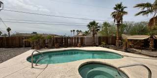 Pool home - Long term - unfurnished Gallery 3