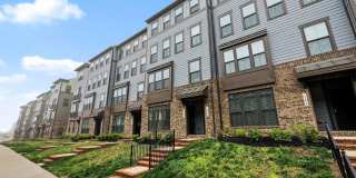 17414 SOUTHERN SHORES Drive Gallery 1