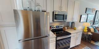 Student Housing - Luxe Belle Gallery 24