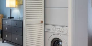 Pinnacle at Town Center Gallery 11