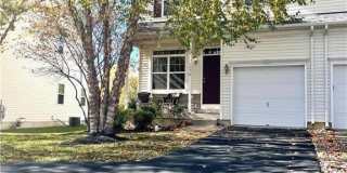 1076 King Way Gallery 1