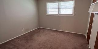 5409 33rd Street Gallery 13