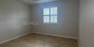 3064 SE 1st Dr Gallery 4