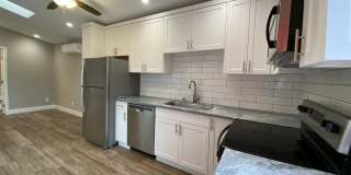 The Mariposa Gallery 1