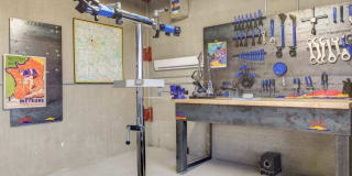 AMLI Riverfront Park Gallery 21