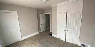 Large 2 Bedroom Duplex in prime location Weiland Park / Itailian Village / Campus Gallery 9