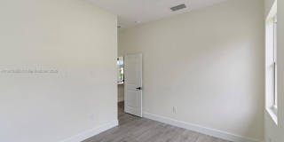 710 Peacock Ave Gallery 38