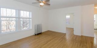 2000 West Foster Ave. Gallery 1