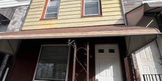 Single Family Home in the City of Reading - 3 Private Bedrooms Gallery 1