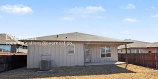 2236 Hornbeam Street Gallery 19