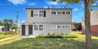 Melvin Park Gallery 44