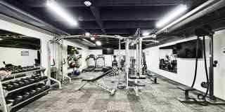 Park Capitol Gallery 8