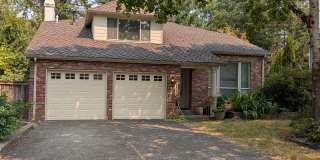 Desirable Klahanie Community Gallery 1