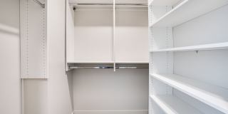 The Lorient Gallery 16