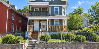 503 Baldwin St Gallery 1