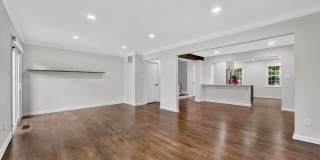 7426 HALLCREST DR Gallery 16