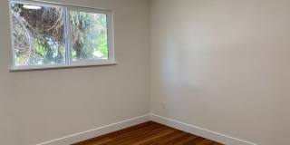 Tastefully Renovated Home! Gallery 21