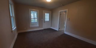 3 Bedroom, 1 Bathroom home with new kitchen! Gallery 5