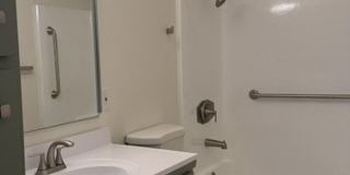 Newly remodeled 2 Bed, 1 Bath condo with garage for rent in Paradise Hills. Gallery 19