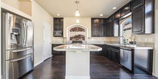 5282 Ledgewood Creek Avenue Gallery 3