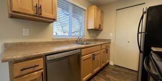 Spacious Second-Floor One Bedroom with Balcony, Stainless Steel Kitchen & Exterior Storage Spacious Second-Floor One Bedroom with Balcony, Stainless Steel Kitchen & Exterior Storage Gallery 8