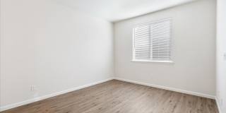 The Sierra - Beautiful 2 Bedroom Luxury Townhome with Loft, 2.5 Bath and 2 Car Garage Gallery 7