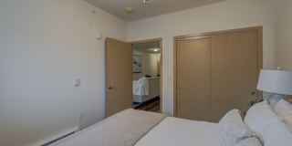 Brand New Fully Furnished short term lease possible Gallery 20