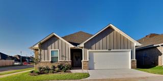 LUXURY 3 bedroom 2 bathroom cottage in 55+ community in Warr Acres, OK (LEASING SPECIAL) Gallery 6