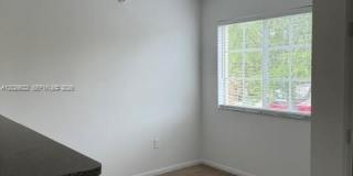7980 N Nob Hill Rd Gallery 10