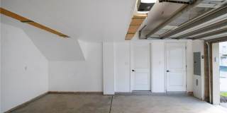 1719 St Johns Ln Gallery 42