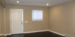 4475 North Taylor Avenue Gallery 8