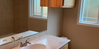 Gorgeous Home with Granite Counters and Custom Built-ins! Gallery 29