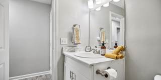 Compass Vista Gallery 31