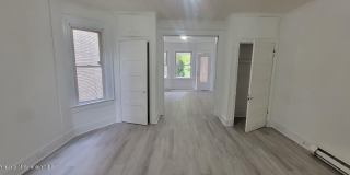 807 Monroe Avenue Gallery 11