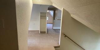 Vintage 3BR House Close to Campus! Gallery 26