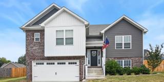 Pet Friendly Four Bedroom with Basement! Pet Friendly Four Bedroom with Basement! Gallery 1