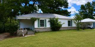 905 Pinckney Avenue Gallery 1