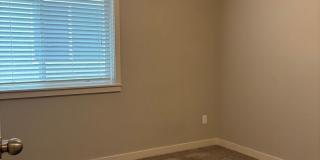 Newer 2 Story Home in Newberg   SHOWINGS  START  MAY 15th Gallery 19