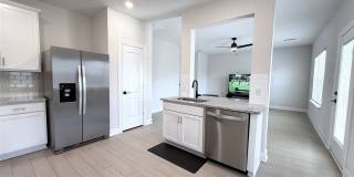 1205 Ginsburg Lane Gallery 7