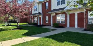 Minutes to Downtown********** Rent $1525/month*********Peaceful Living Gallery 5