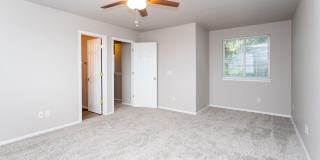Beautiful 4-bedroom 3-bath located in Stetson Hills! Gallery 16
