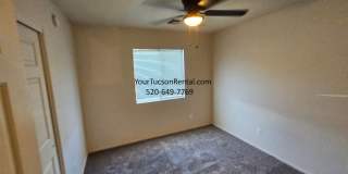 3/2 & a Loft, AC off of River Road near Oracle Road Gallery 29