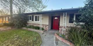 Spacious 3/1 in Arden Manor Gallery 1