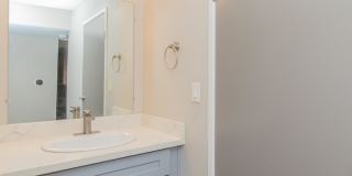 The Hazelwood Gallery 84