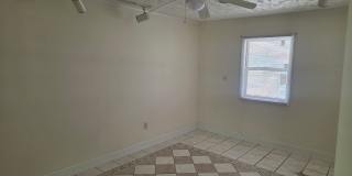 4 Bedroom house with bonus room and large yard. Gallery 9