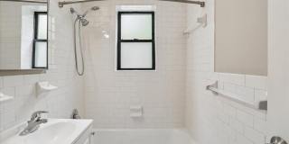 212-212 OAKWOOD Street SE Gallery 33
